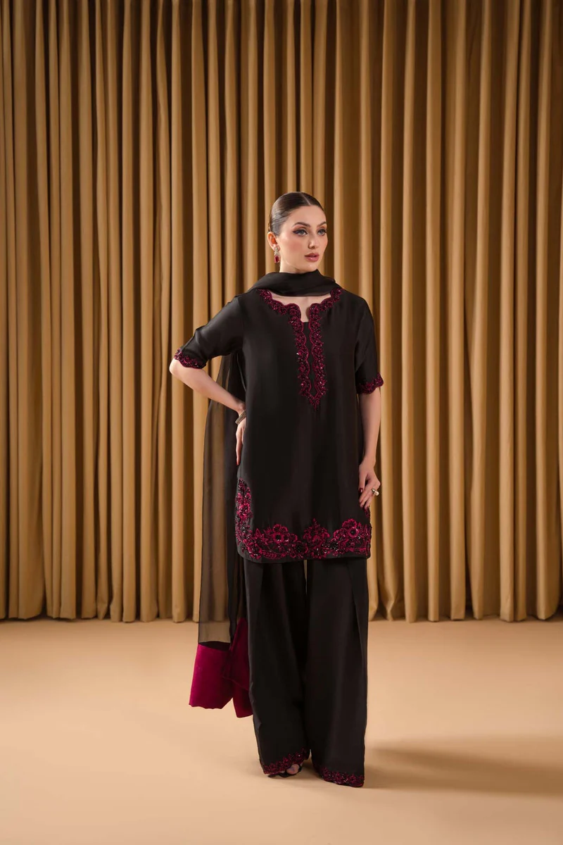 Noir Handcrafted Silk - Image 3