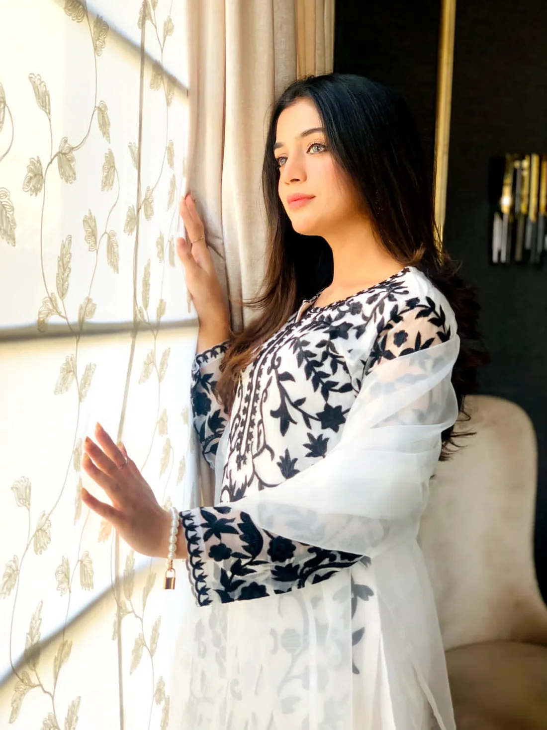 Fancy Embroidered 4pc Dress - Image 3