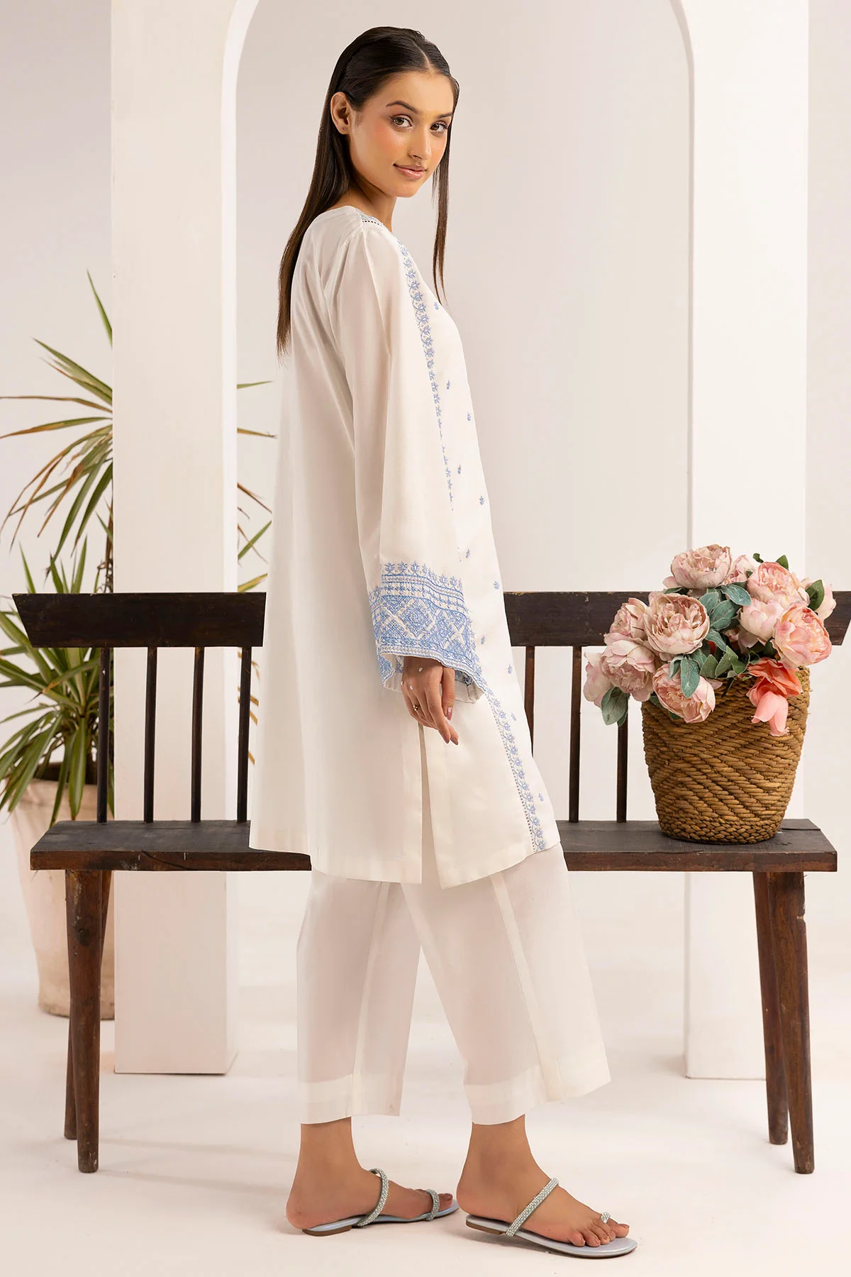 Casual SR-E011 - Image 3