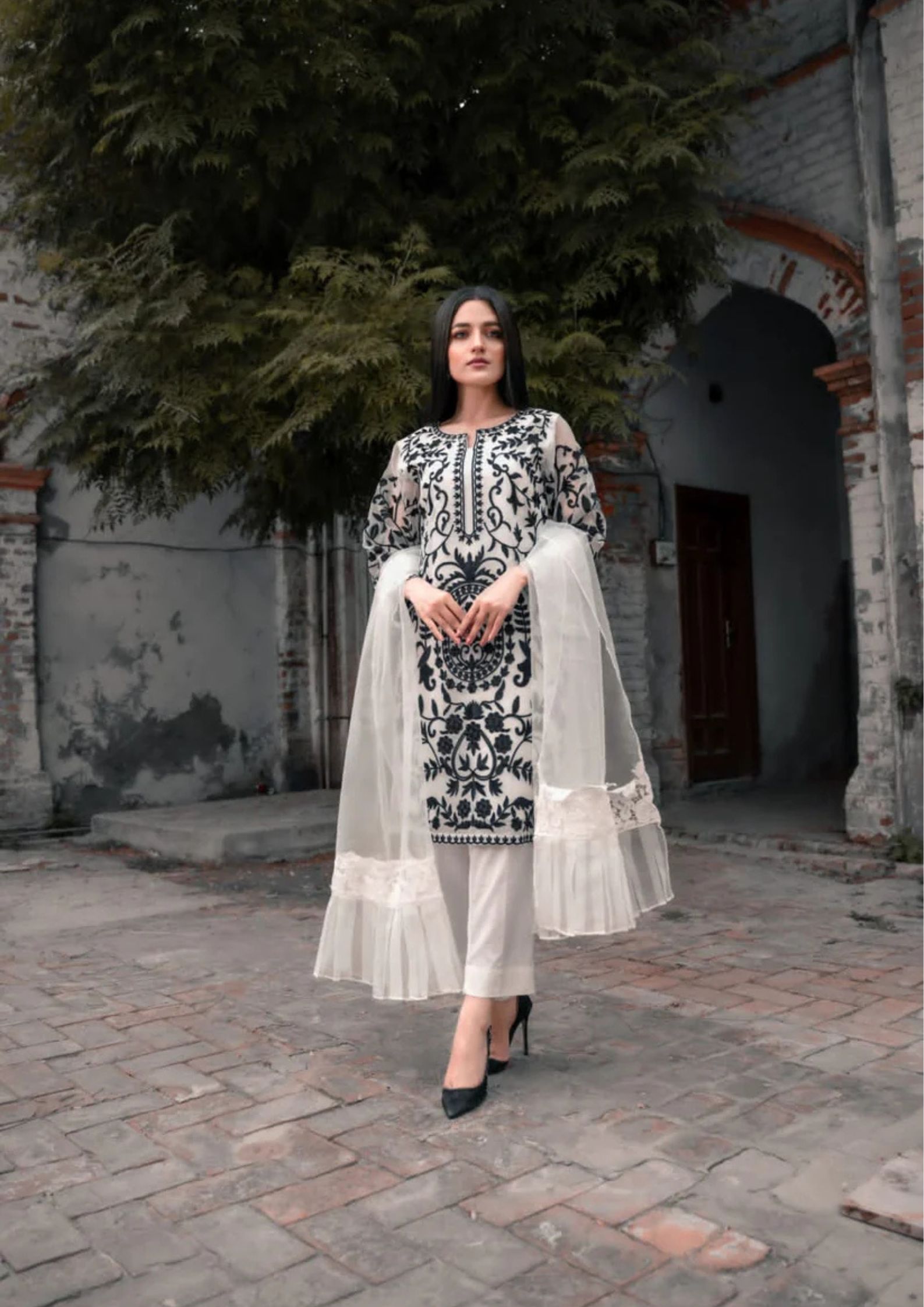 Fancy Embroidered 4pc Dress